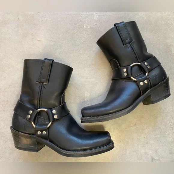 Frye 8R Harness Boots - Picture 2 of 16